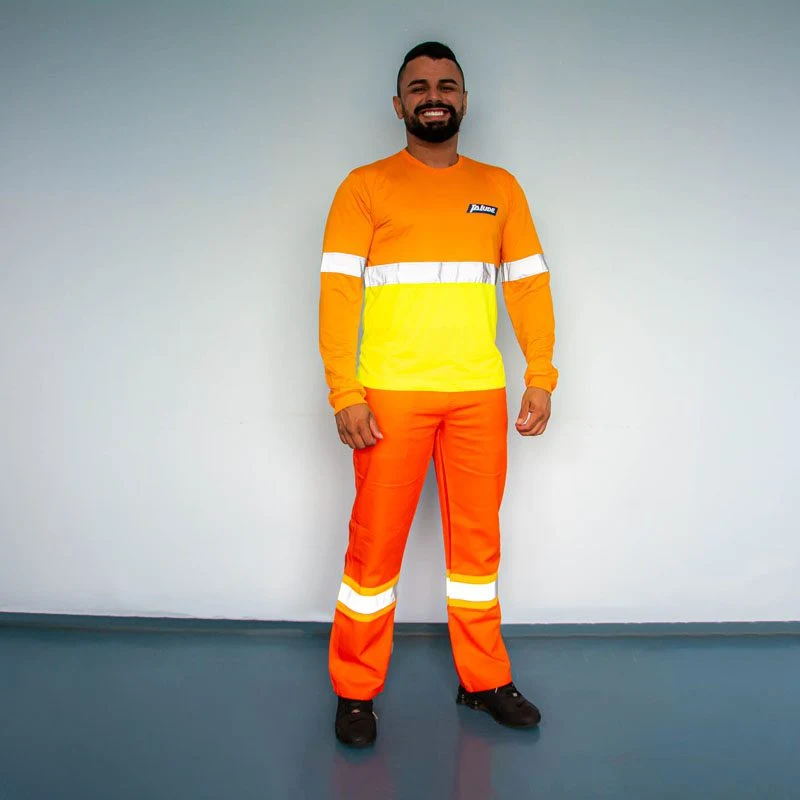 Uniformes Operacionais — fotografia real PrimeTec